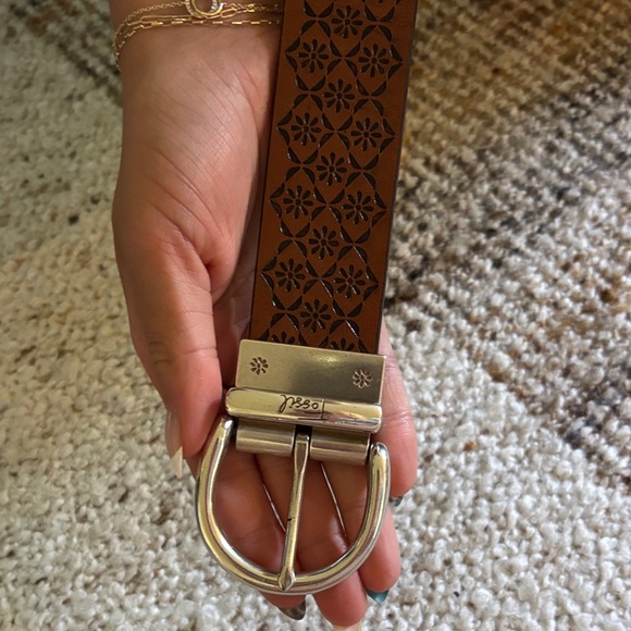 Fossil Brown Leather Belt with Silver-Tone Buckle - Picture 2 of 2